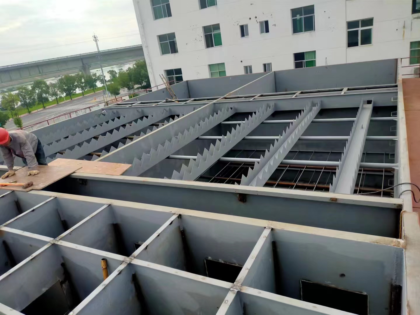 一體化凈水設(shè)備大概價(jià)格多少錢？